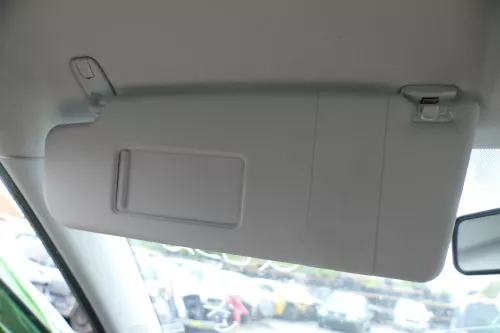 Skoda Fabia Roomster 5J Sonnenblenden Sonnenblende grau links vorne grau Spiegel (114815)