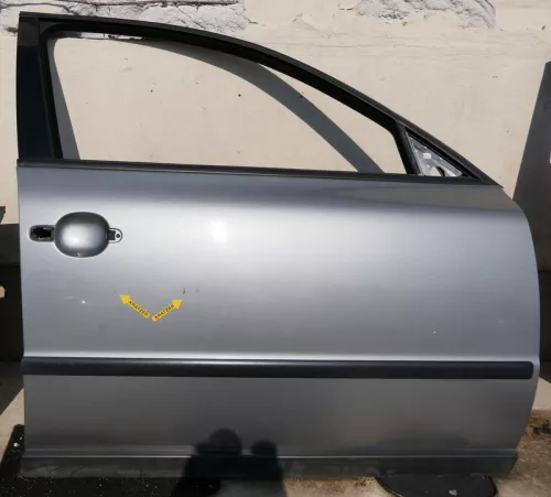 VW Passat 3B 3BG Kombi Limo Beifahrertür Tür vorne rechts grau LD7W keineAnbaute (115516)