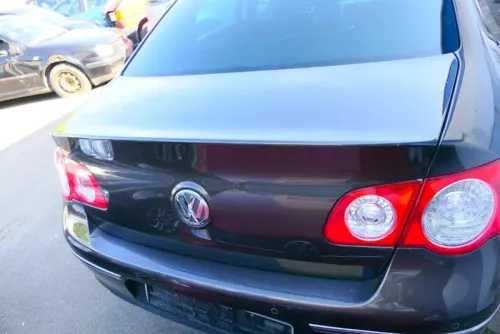 VW Passat 3C Limousine Stufenheck Heckklappe Klappe braun LC8Z OHNE Anbauteile