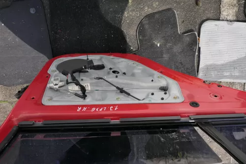 VW Golf 4 Limousine Tür hinten links rot LP3G (KEINkombi) (116405)