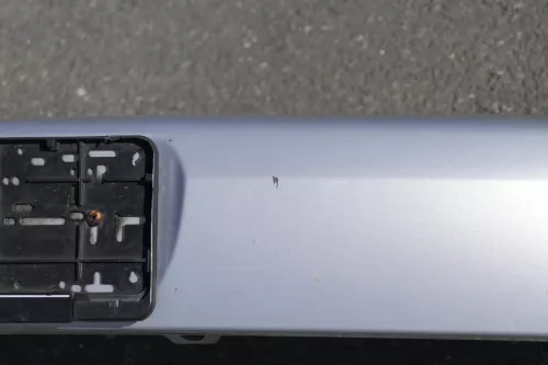 VW Polo 6N Stoßstange vorne Oberteil der 2-geteilte Fronttoßstange silber LB7Z 3 (116607)