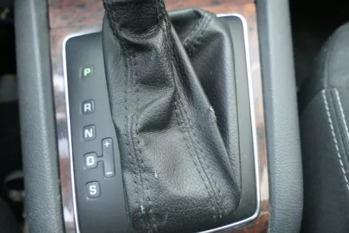 Skoda Octavia 1Z Abdeckung Schaltung Automatik mit Elektronik 1Z1713203D P R N D