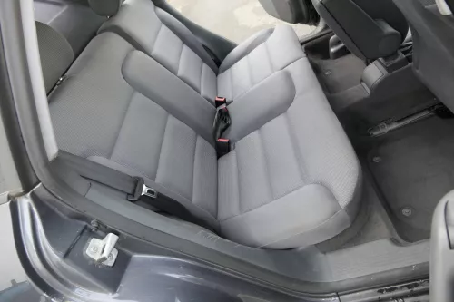 Audi A3 8L Sitz Sitze hinten Rückbank Rücksitzbank Sitzfläche mit 2 Kopfstützen  (117107)