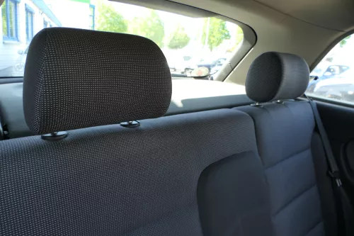 Audi A3 8L Sitz Sitze hinten Rückbank Rücksitzbank Sitzfläche mit 2 Kopfstützen  (117107)