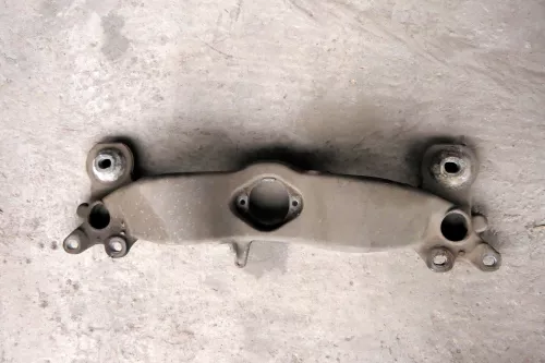 Audi A4 8E B6 Querrohr Querträger Halter Getriebe 8E0399263R 8E0399263AL 8E0 399 (117164)