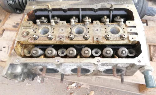 Polo 9N3 Ibiza Kopf Zylinderkopf Ventile 1,2 12V 47KW 64PS AZQ BME BZG
