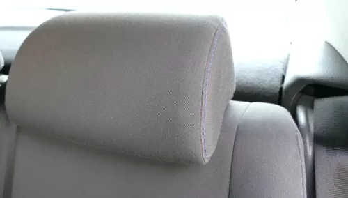 VW Golf 5M Plus Kopfstützen Kopfstütze hinten rechts links anthrazit blaue Nähte