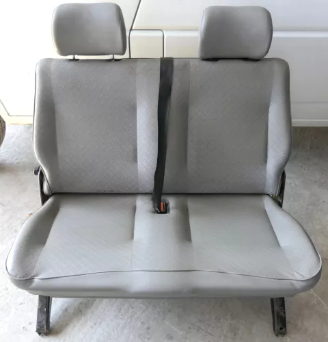 VW T4 Sitz hinten links 2er Doppel 1. Reihe Lehne klappbar (Multivan Caravelle)