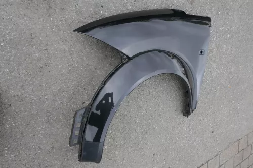 Audi A2 8Z Kotflügel vorne links schwarz LZ9W (118093)