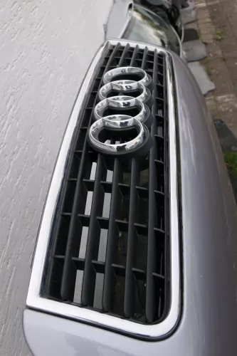 Audi A4 B6 8E Motorhaube Haube Klappe grau LY7Z - mit Grill (118115)