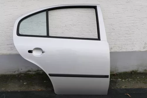 Skoda Octavia 1U Limousine Tür hinten rechts silber 9102 LF7T