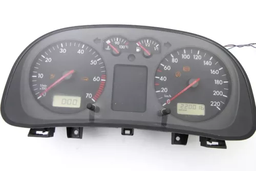 VW Golf 4 Tacho Tachometer Kombiinstrument 220.000km 1J0919861 1,4 16V 75PS 55kw