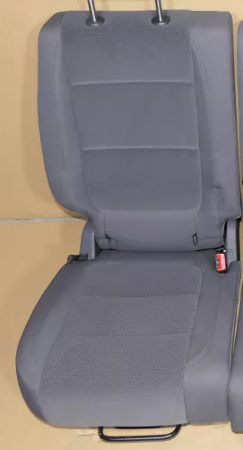 VW Golf 5M Plus Sitz Sitze Rückbank Rücksitzbank Lehne hinten rechts 