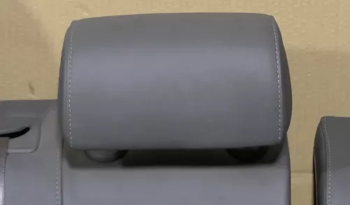 Audi A4 B6 8E Kopfstütze hinten in der Mitte grau Leder 8E0885921L
