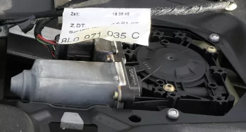 Audi A3 8L Fensterheber Motor hinten rechts 8L4959802A passt nur HINTEN (119416)