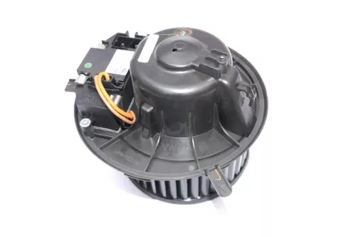 VW Tiguan 5N Lüfter Lüftermotor Motor Heizung Innen 3C1820015T Widerstand 3C09