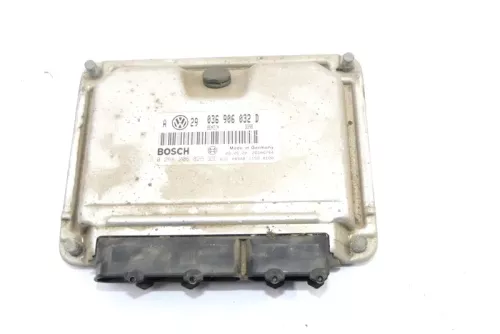 VW Golf 4 Steuergerät Motor 036906032D AXP 1,4 16V Motorsteuergerät 036997032K
