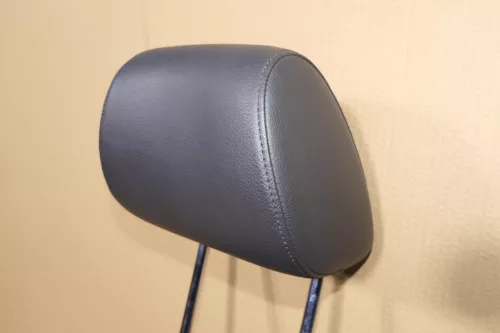 VW Polo 6R Kopfstütze vorne rechts links schwarz Kunstleder Leder GT GTI  (119932)