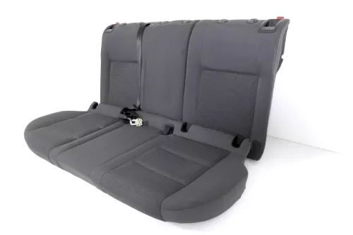 VW Golf 5 V Sitz Sitze hinten Rückbank Rücksitzbank 3 Punkt Gurt Lehne anthrazit (120006)