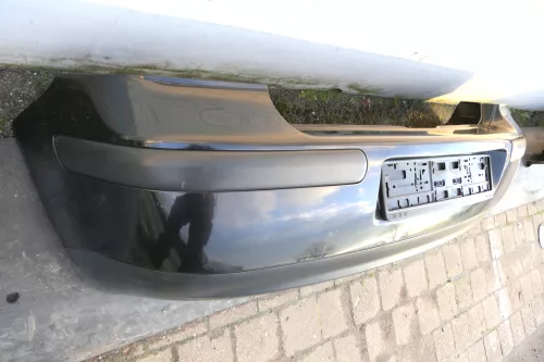 VW Golf 4 Limousine Stoßstange hinten Heckstoßstange Stoßfänger schwarz LC9Z xxx (120355)