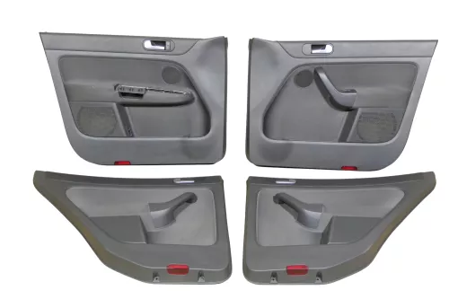 VW Golf Plus 5M 4x Türverkleidung Verkleidung Tür vorne hinten links re schwarz
