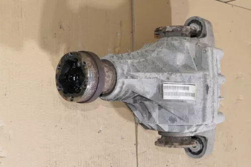 VW Touareg 7L Quattro Allrad Getriebe hinten Differential 150.000 km BUN BKS CAS (120603)