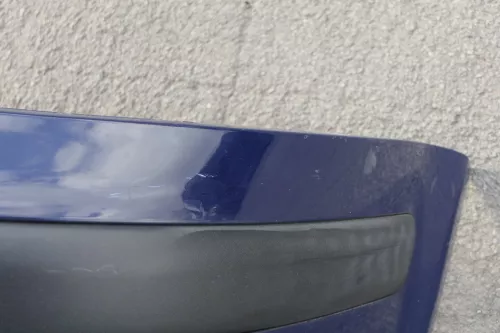 VW Passat 3B Stoßstange vorne Frontstoßstange Stoßfänger vorne blau LA5E (120742)