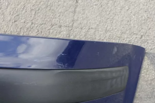 VW Passat 3B Stoßstange vorne Frontstoßstange Stoßfänger vorne blau LA5E (120742)