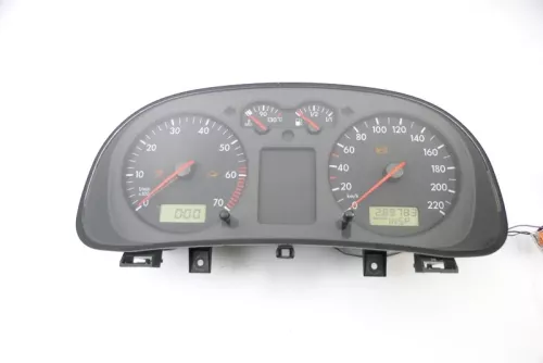VW Golf 4 Tacho Tachometer Kombiinstrument 289.000km 1J0919860 1,4 16V 75PS 55kw