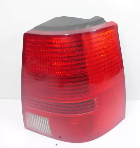 Golf 4 Variant Kombi Rücklicht hinten rechts Rückleuchte Heckleuchte Lampenträ (121174)