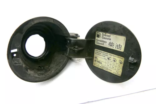 VW Golf 4 Limousine Tankdeckel Deckel Tank Tankverschluß Grau Anthrazit LC7V (121201)
