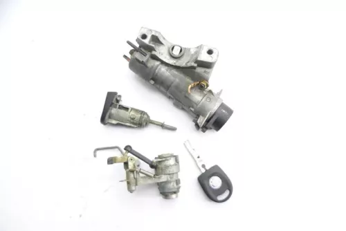 VW Golf 4 Limo Schloßsystem Türschloß + 1x Schlüssel Schloß Zündschloß Hecksch