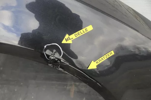 VW Passat 3B Kotflügel vorne rechts schwarz LC9Z (121908)