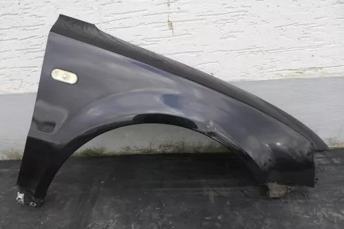 VW Passat 3B Kotflügel vorne rechts schwarz LC9Z