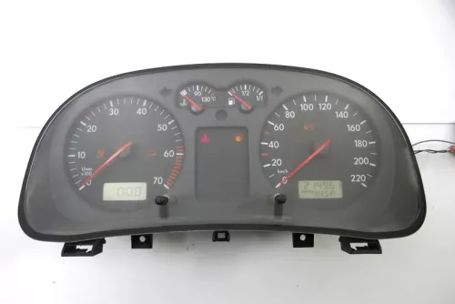 VW Golf 4 Tacho Tachometer Kombiinstrument 214.000km 1J0919860 1,4 16V 75PS 55kw