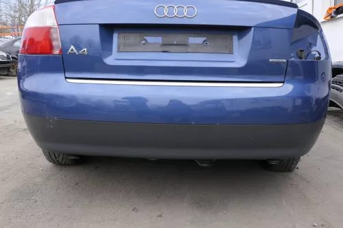 Audi A4 8E B6 Limousine Stoßstange hinten mit Spoiler blau LZ5W