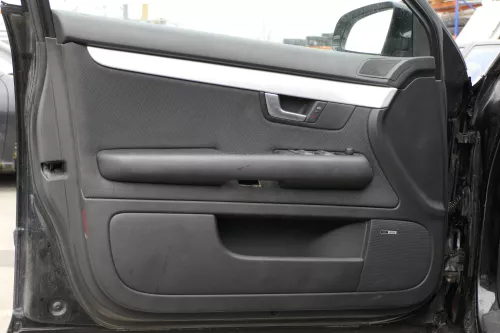 4x Audi A4 8E B7 Türverkleidung Verkleidung Tür vorne + hinten Bose S-line (122779)