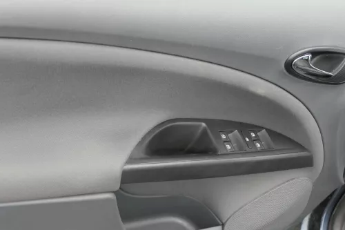 Seat Altea 5P XL Türverkleidung Verkleidung Tür vorne +hinten links Sonnenrollo (122810)