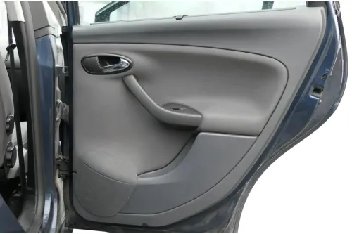 Seat Altea 5P XL Türverkleidung Verkleidung Tür vorne +hinten links Sonnenrollo (122810)