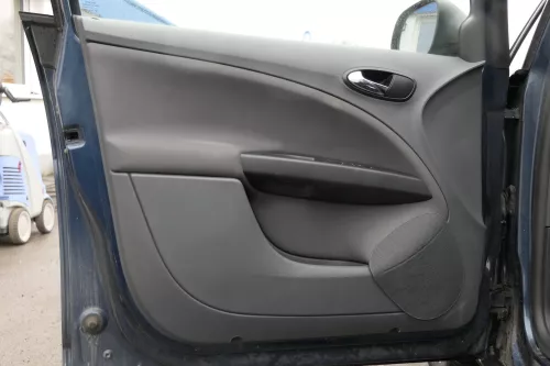 Seat Altea 5P XL Türverkleidung Verkleidung Tür vorne +hinten links Sonnenrollo (122810)