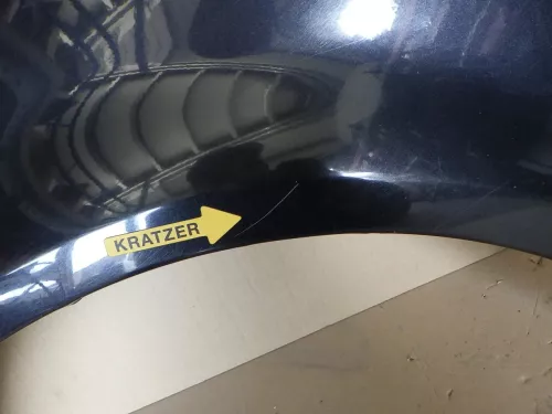 VW Passat 3B Kotflügel vorne links schwarz LC9Z metallic 99,99 (123147)