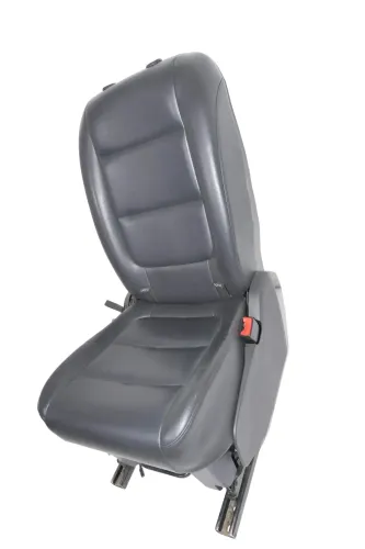 VW Sharan 7N Alahmbra Sitz hinten in der MItte mittig 1.Sitzreihe Kunstleder