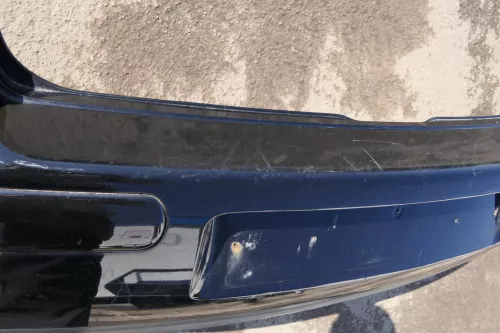 VW Golf 4 Limousine Stoßstange hinten Heckstoßstange Stoßfänger schwarz L041 (123294)