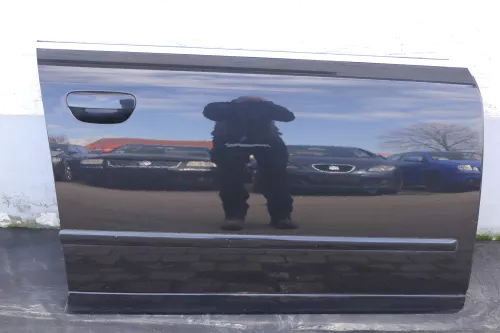 Audi A4 B6 8E nur Türblatt Tür vorne rechts Beifahrertür schwarz LZ9W Kombi+Limo (123351)