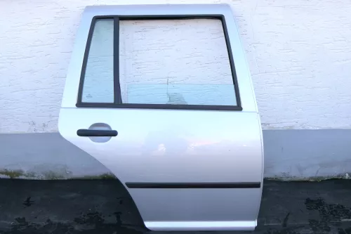 VW Golf 4 Bora Tür hinten rechts nur Kombi / Variant grau silber LA7W reflexsilb
