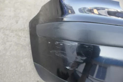 VW Golf 4 Limousine Stoßstange hinten Heckstoßstange Stoßfänger schwarz LC9Z me (123565)