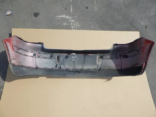 VW Golf 4 Limousine Stoßstange hinten Heckstoßstange rot braun LC3K PDC (123789)