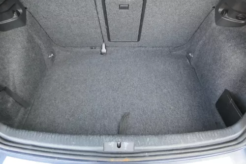 VW Golf 6 Teppich Kofferraumteppich Kofferraum hinten 1K6863463D 5K6863463 (123915)