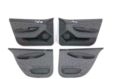 4 x Skoda Fabia 6Y Stufenheck Türverkleidung Verkleidung Tür vorn hinten links