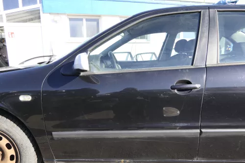 Seat Leon Toledo 1M Tür vorne links Fahrertür schwarz LC9Z metallic (125036)